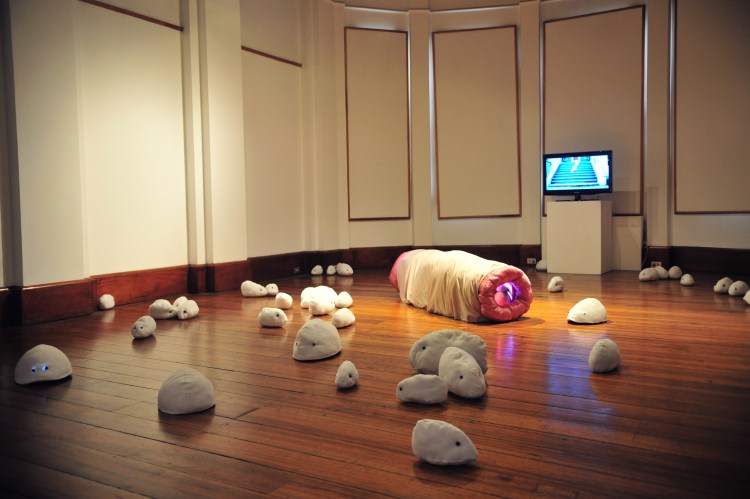 Hollow Humans, instalación, Alianza Francesa, San José Costa Rica 2012